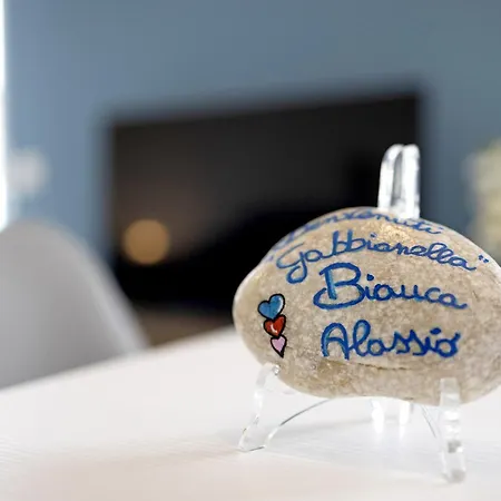 La Gabbianella Bianca 아파트 알라시오